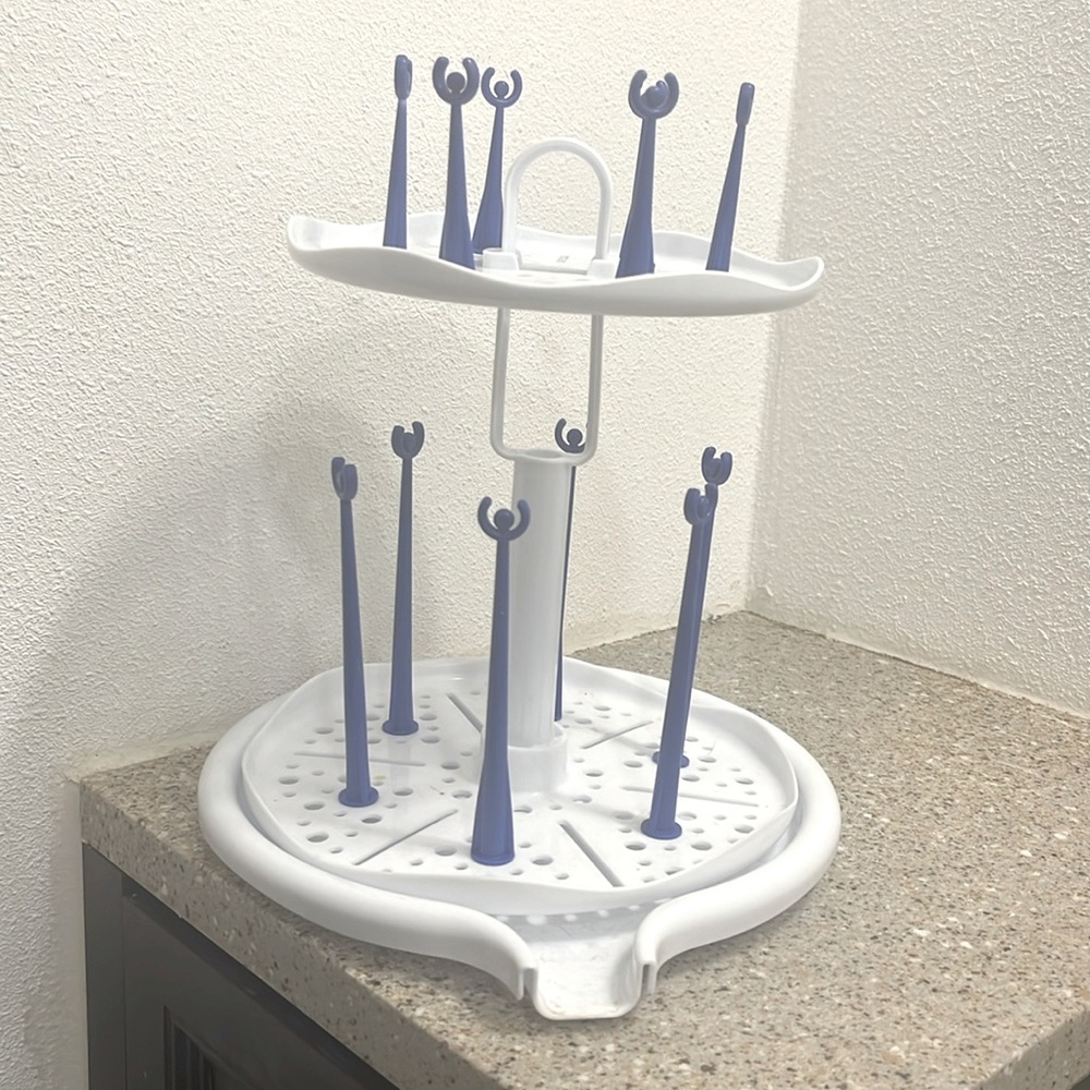 Baby bottle holder